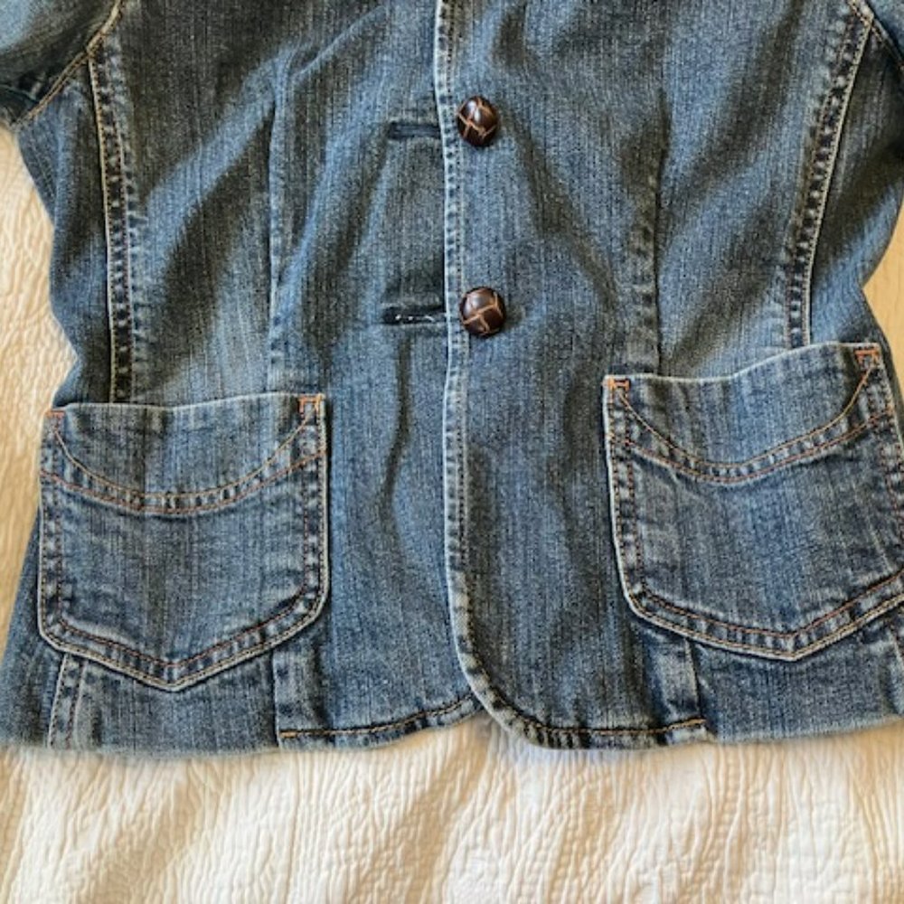 Cute Denim Jacket - Picture 5 of 5